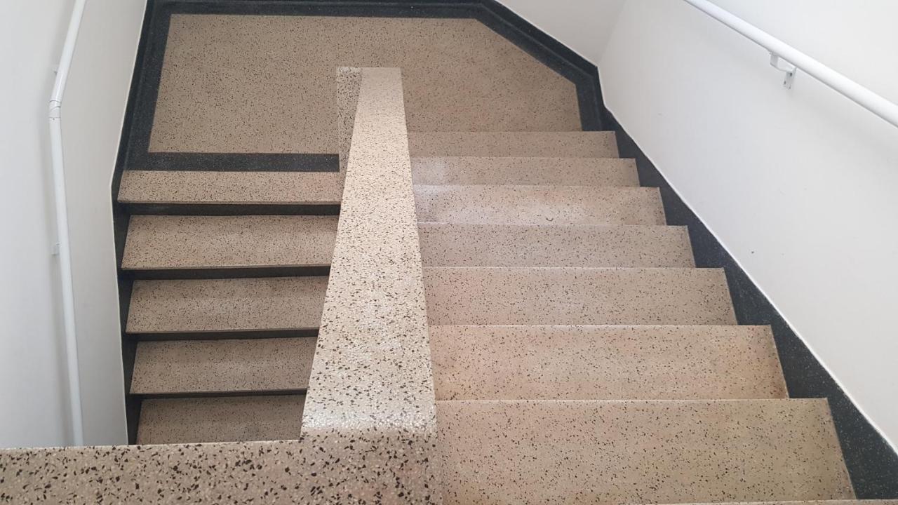 Apartamento A Uma Quadra Da Praia 瓜鲁雅 外观 照片