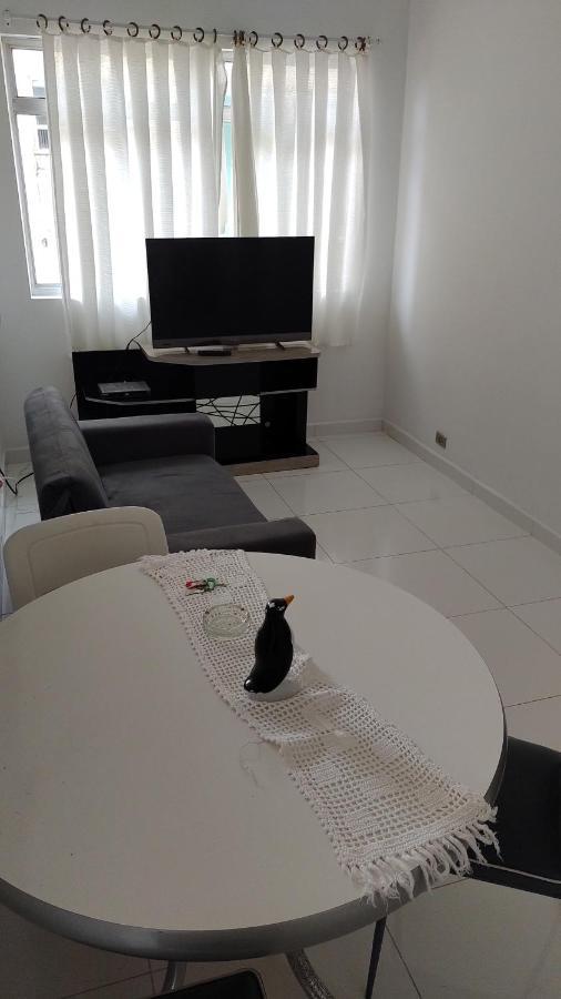 Apartamento A Uma Quadra Da Praia 瓜鲁雅 外观 照片